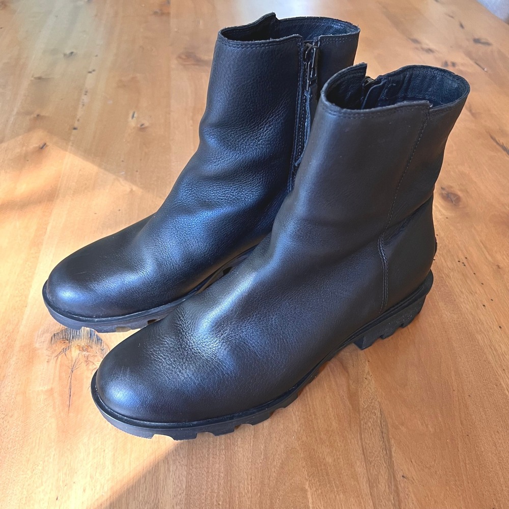Sorel Phoenix Zip Black Leather Waterproof Ankle Boots NL3011-010 Womens 10